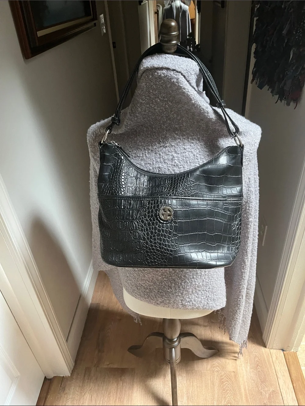 Giana Bernini vintage leather Crocodile Embossed Hobo Bag in black.